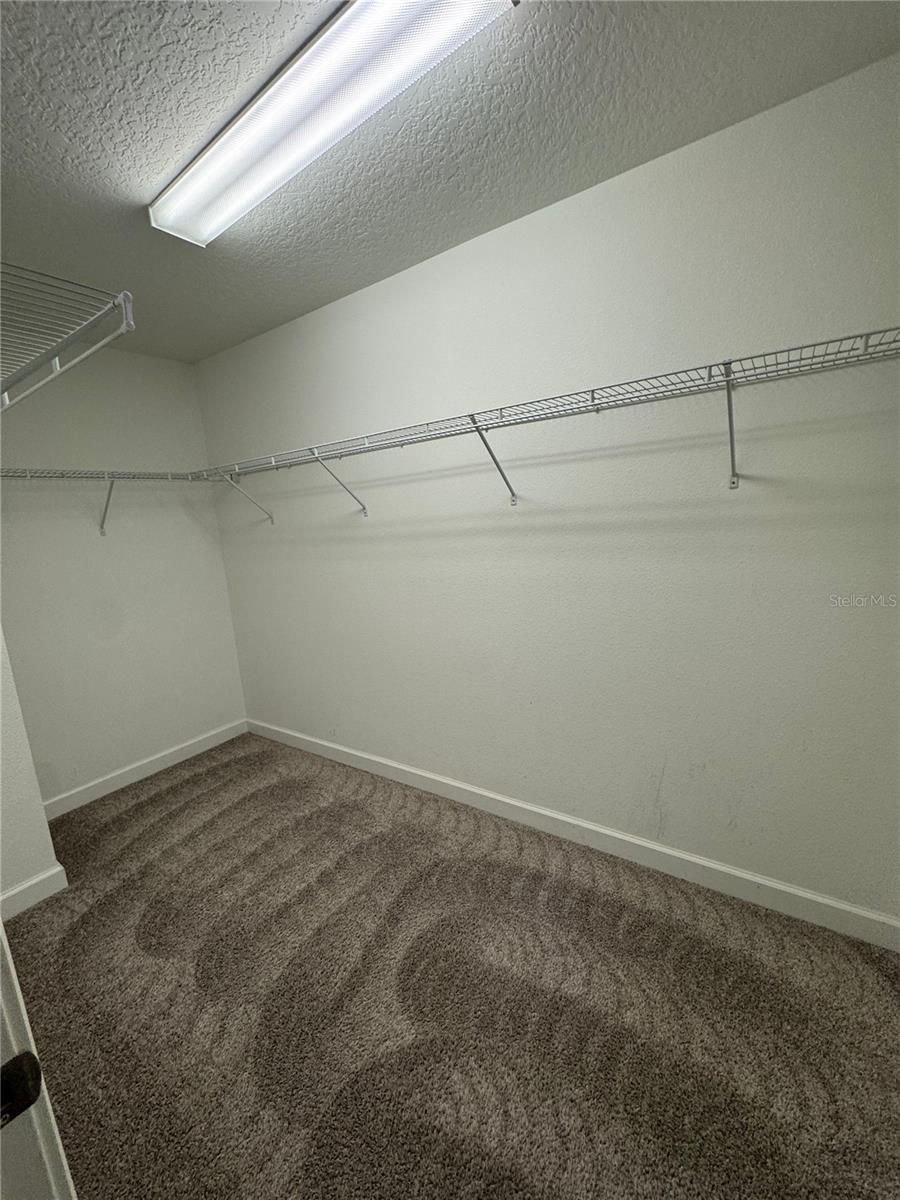 STOREY PARK PH 3 - Residential Lease