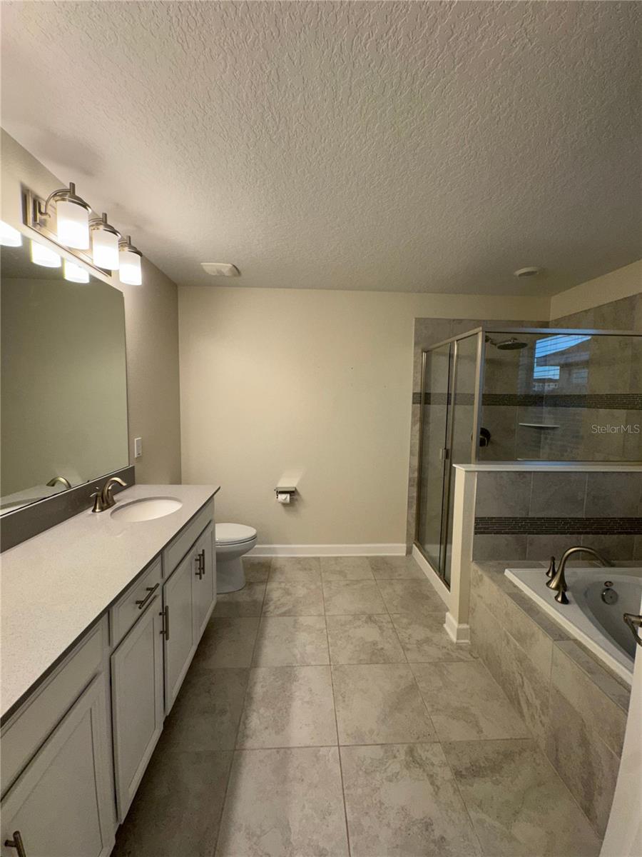 STOREY PARK PH 3 - Residential Lease