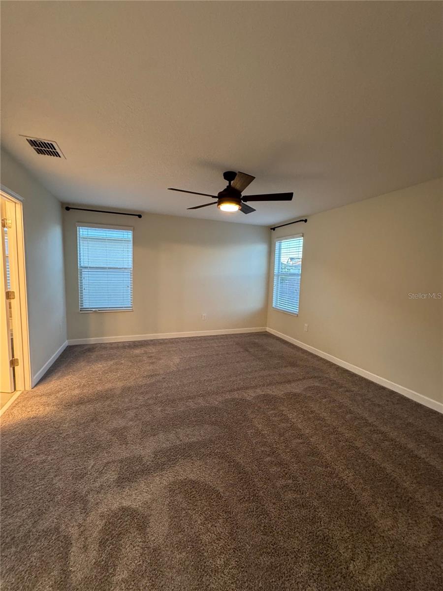 STOREY PARK PH 3 - Residential Lease