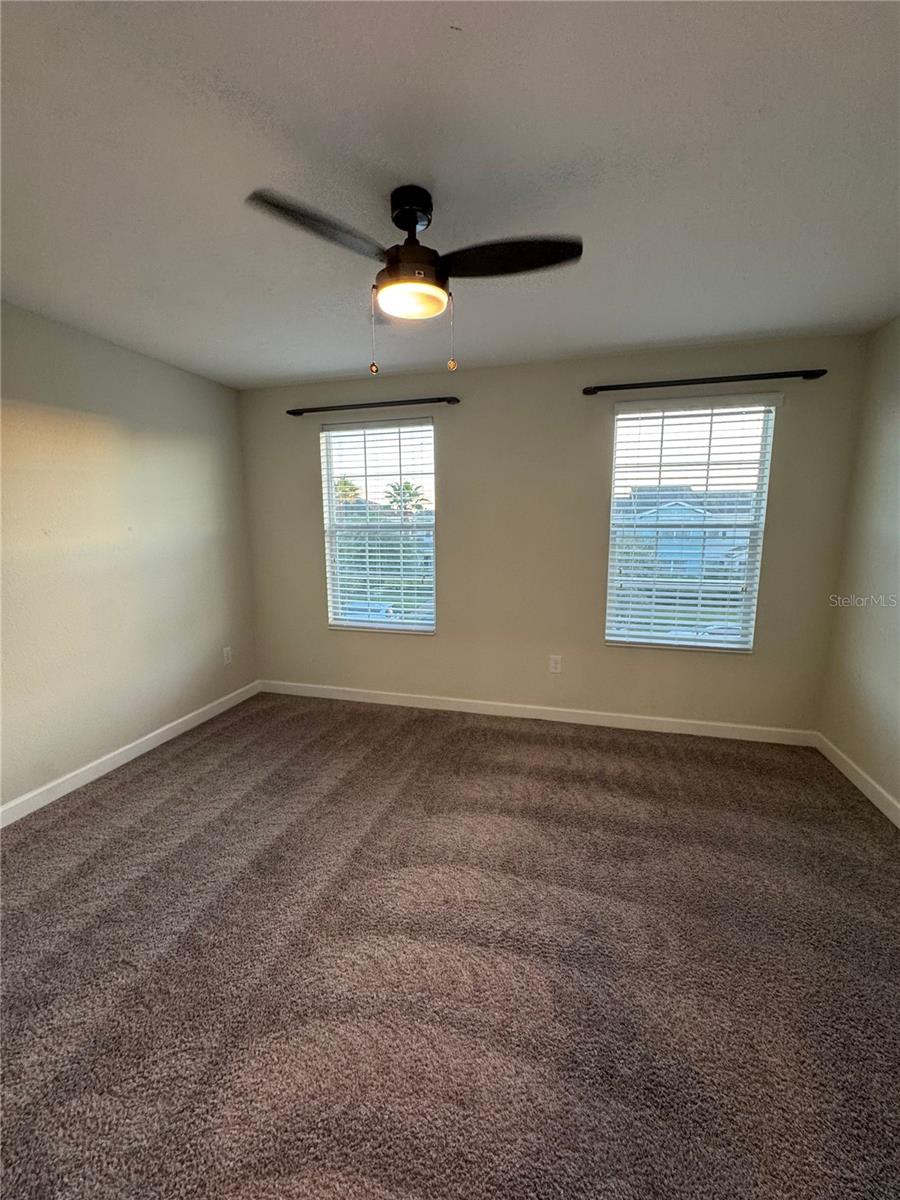 STOREY PARK PH 3 - Residential Lease