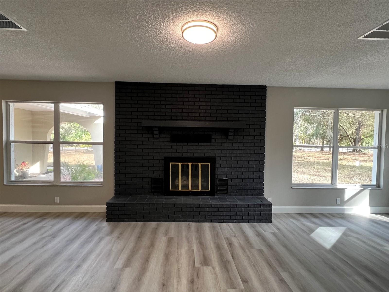 GREENWOOD ACRES 1ST ADD - Residential