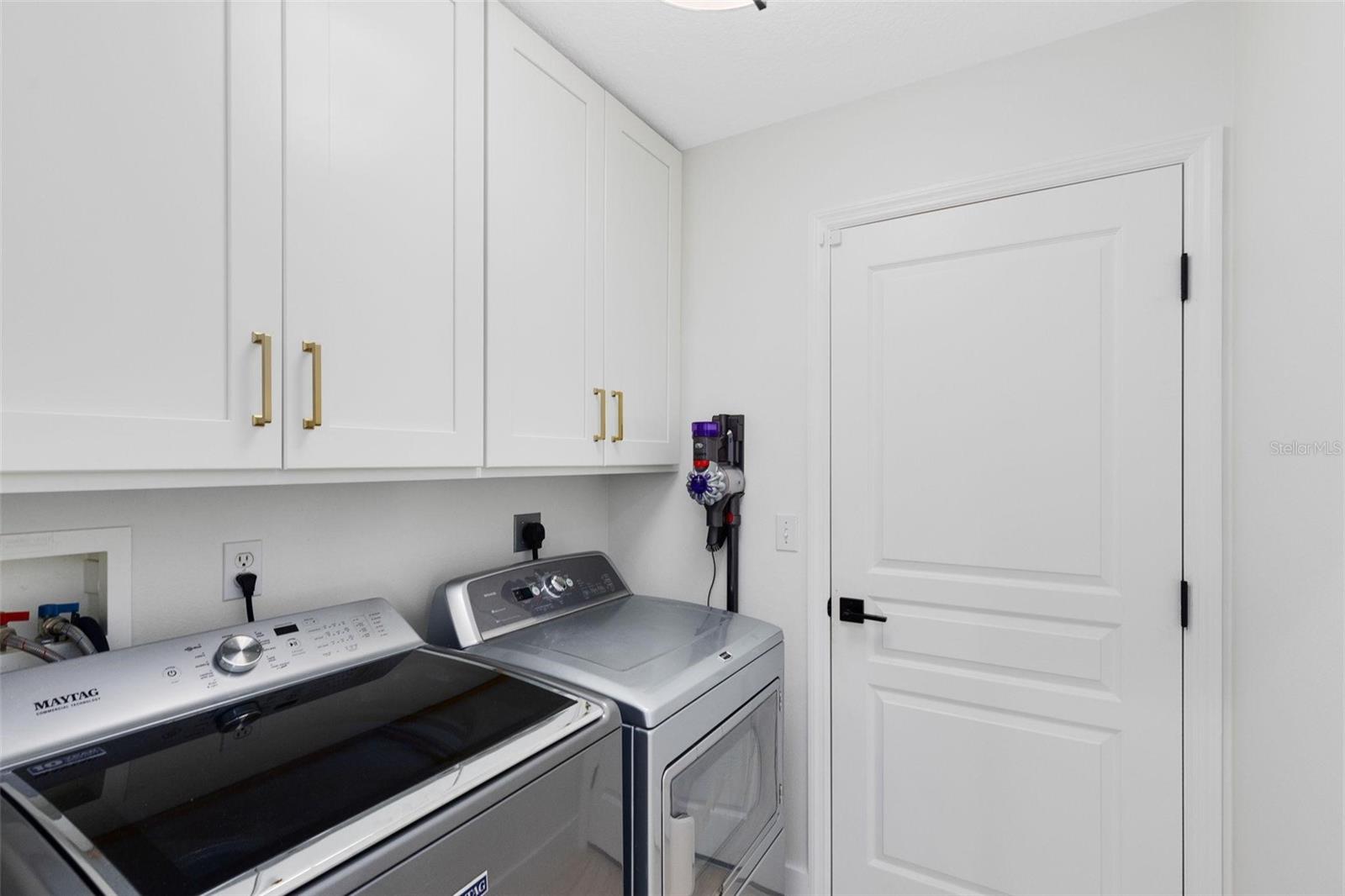 HORTON SHORES - Residential