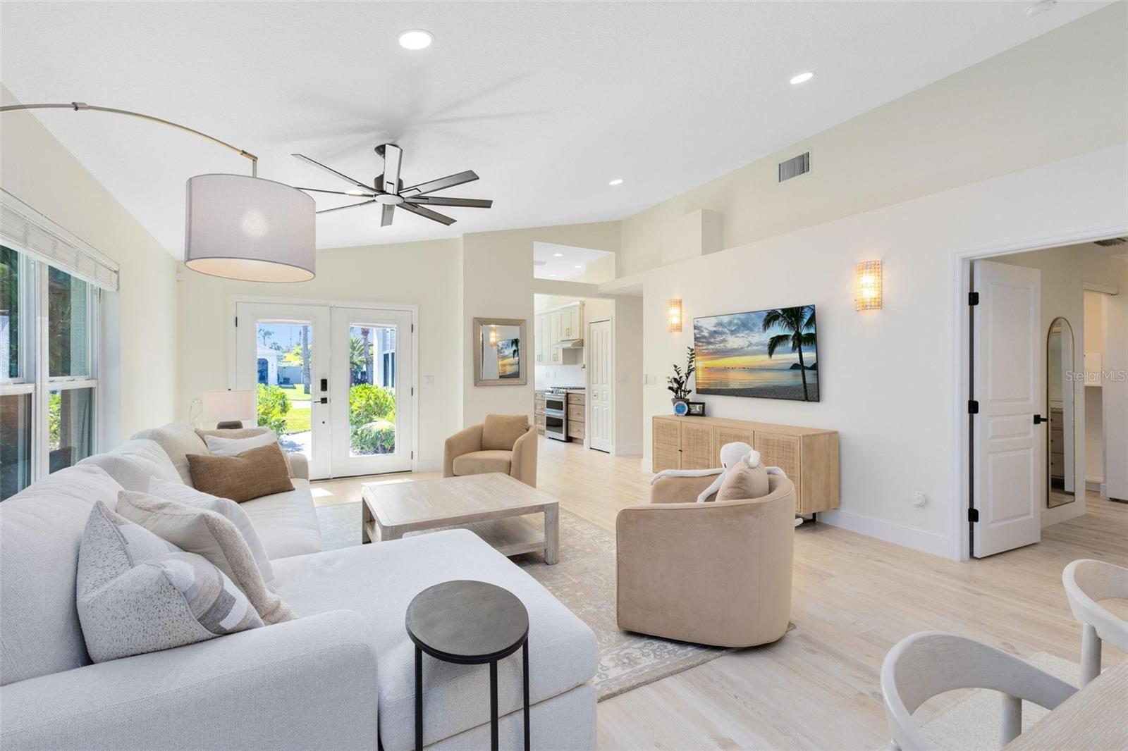 HORTON SHORES - Residential