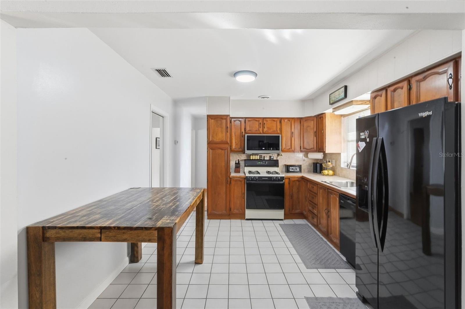 SKY CREST UNIT 8 - Residential