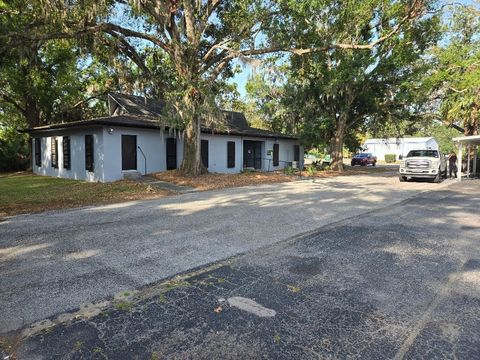 402 N DORT STREET PLANT CITY FL 33563