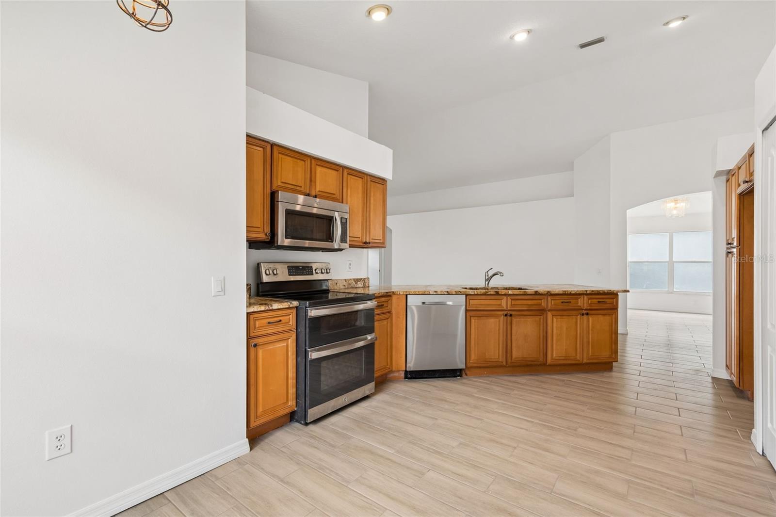 MEADOW POINTE A-C PRCL 17 - Residential