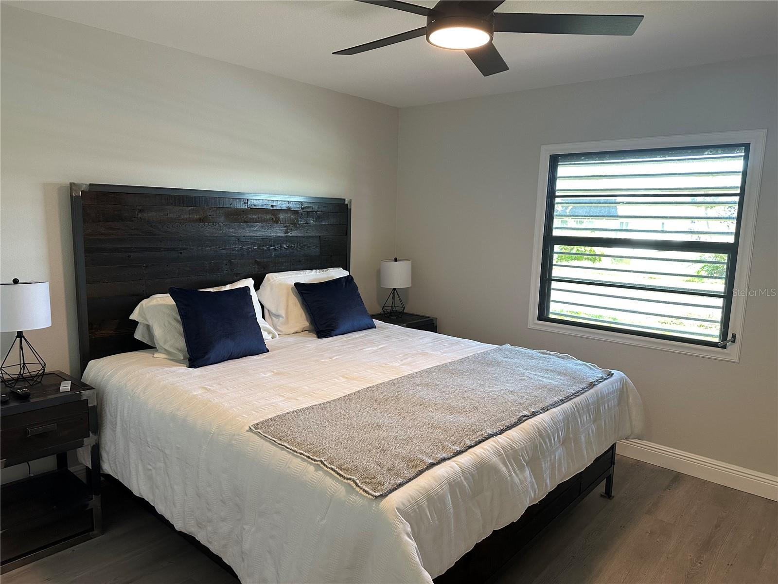 GLEN OAKS MANOR HOMES PH 1 - Residential