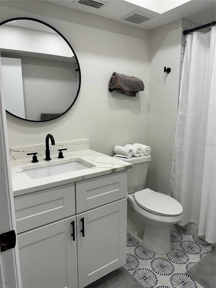 GLEN OAKS MANOR HOMES PH 1 - Residential