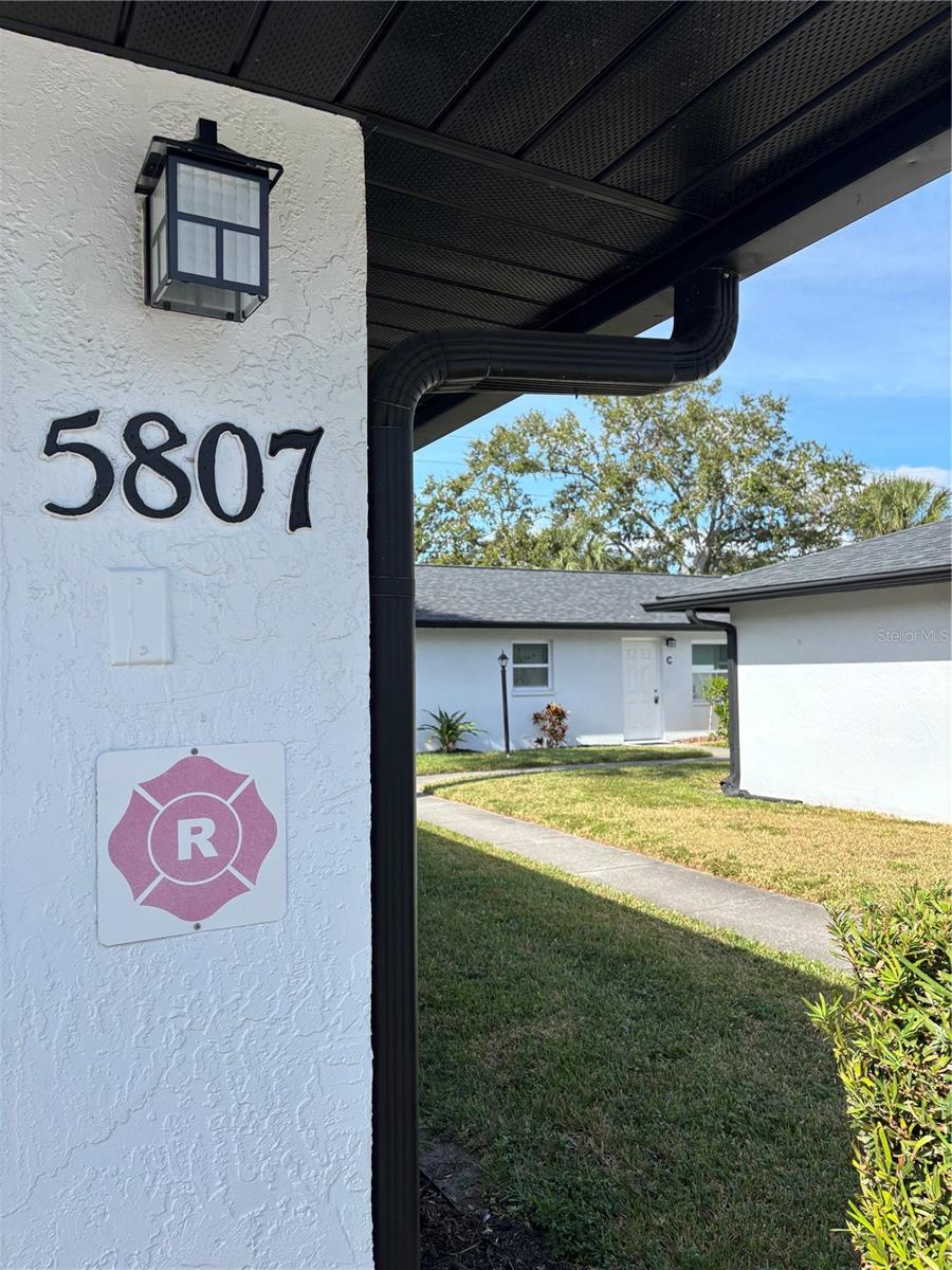 MAXIMO WOODS UNIT ONE - Residential Lease