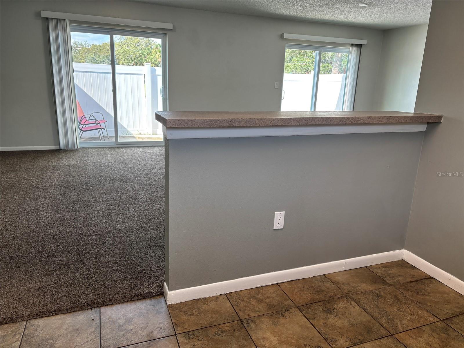 MAXIMO WOODS UNIT ONE - Residential Lease