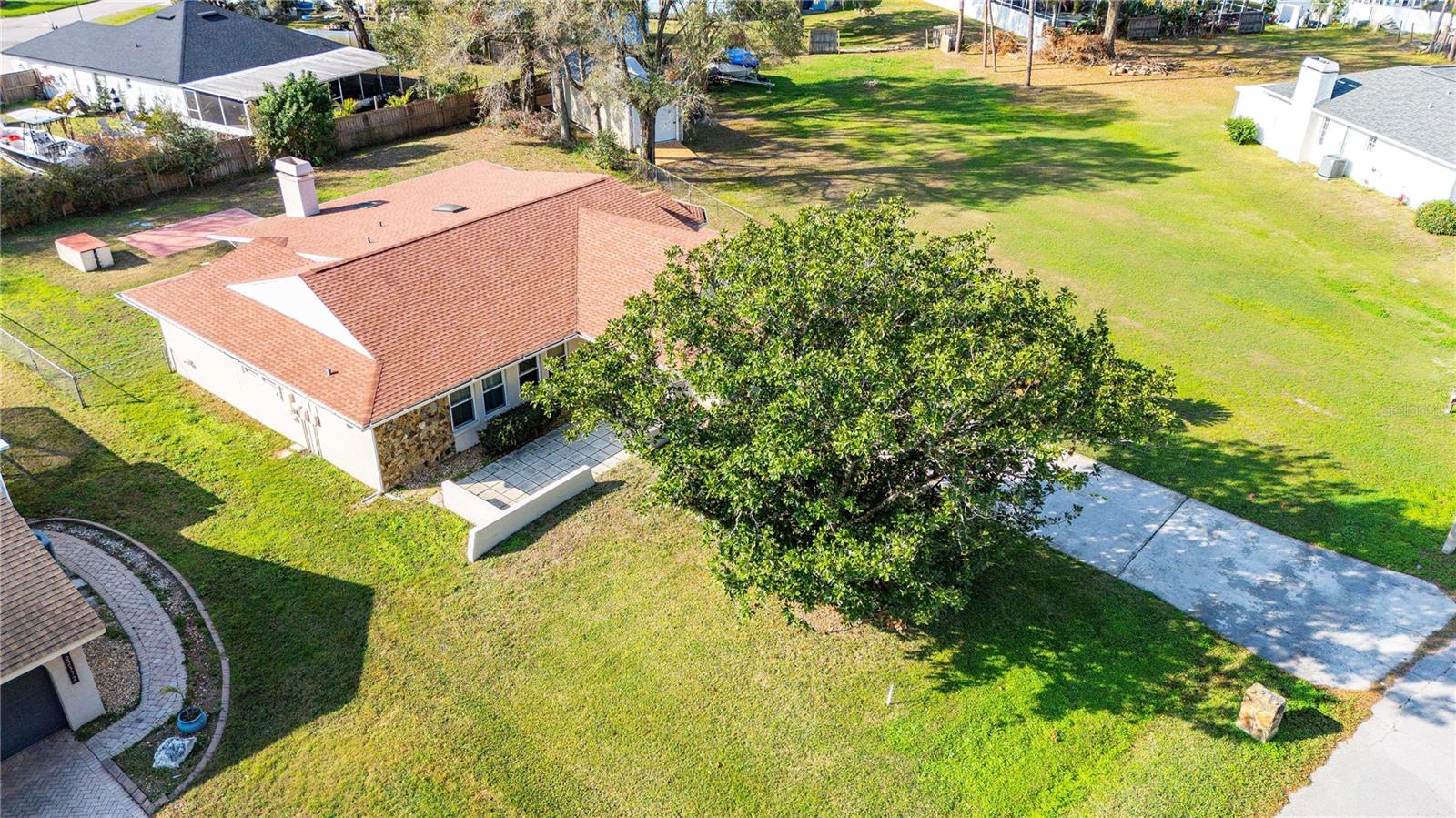 22368 SOUTHSHORE DRIVE