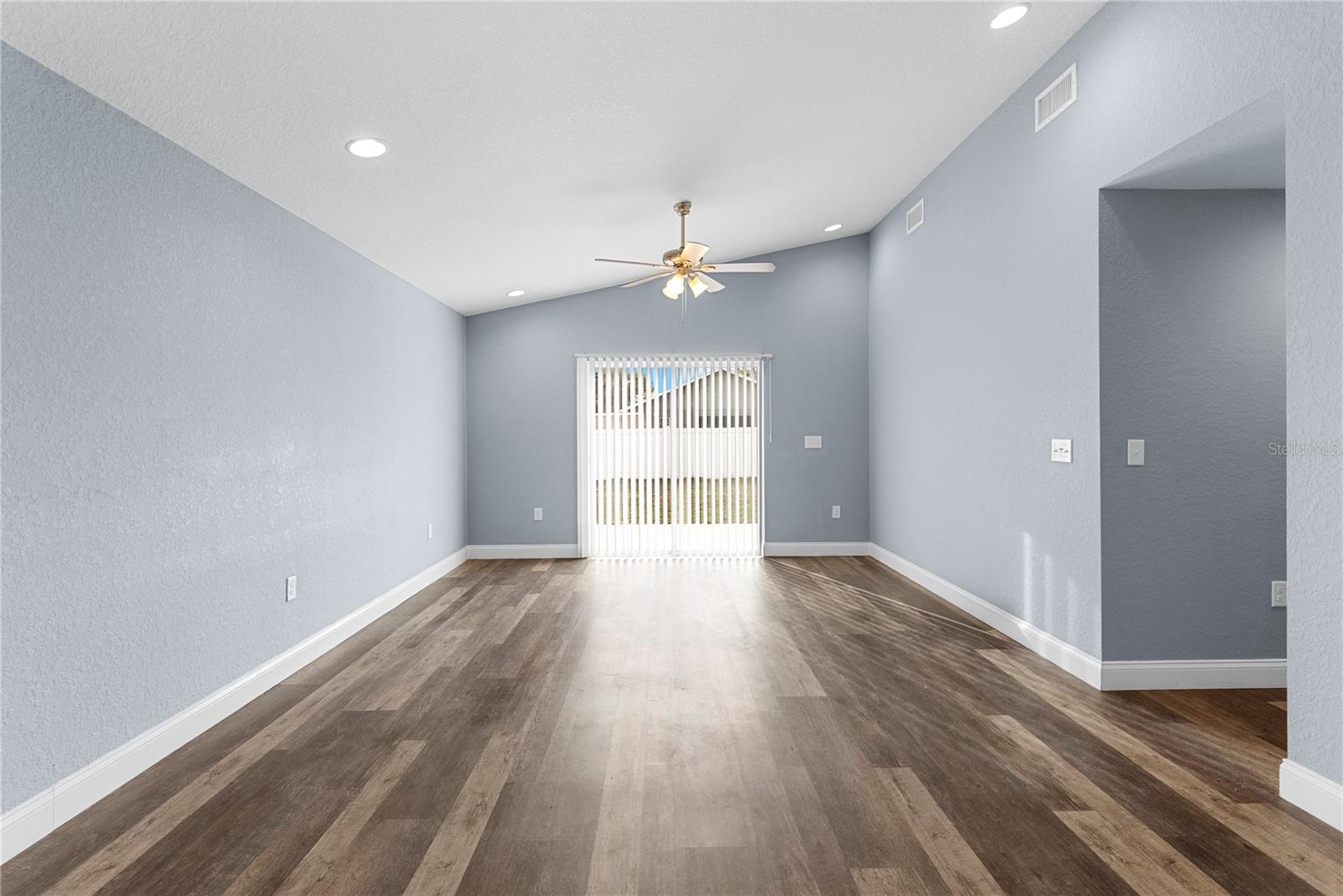 AUBURNDALE HEIGHTS - Residential