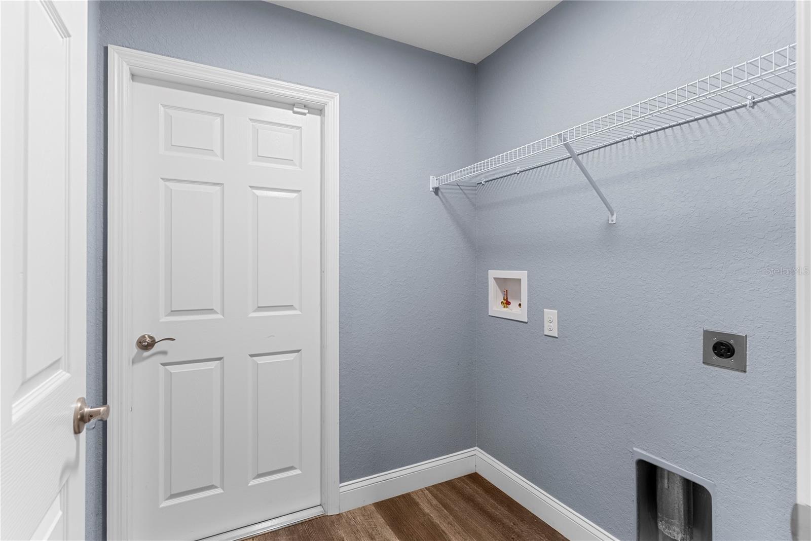 AUBURNDALE HEIGHTS - Residential