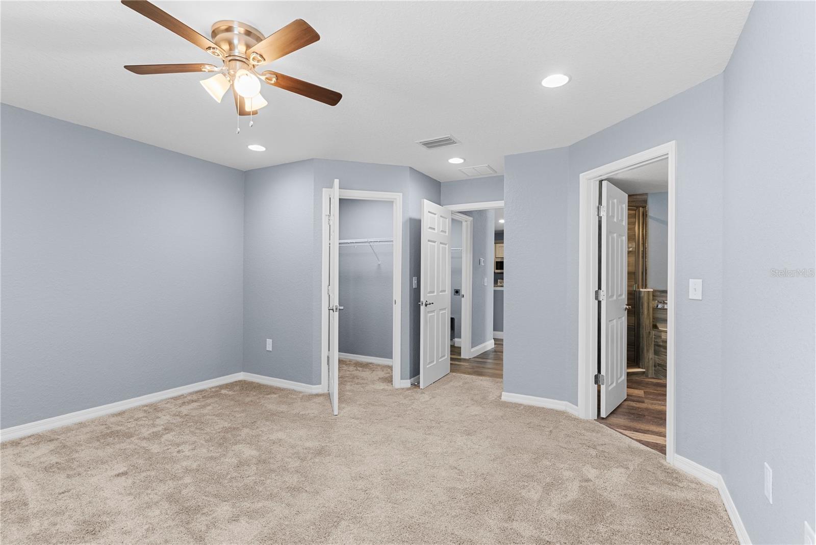 AUBURNDALE HEIGHTS - Residential