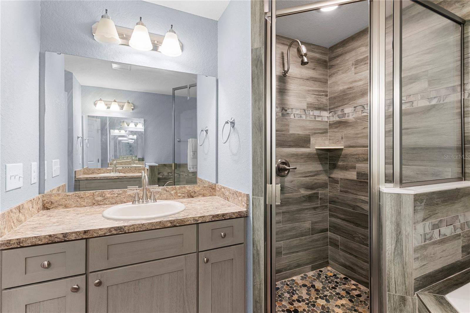 AUBURNDALE HEIGHTS - Residential