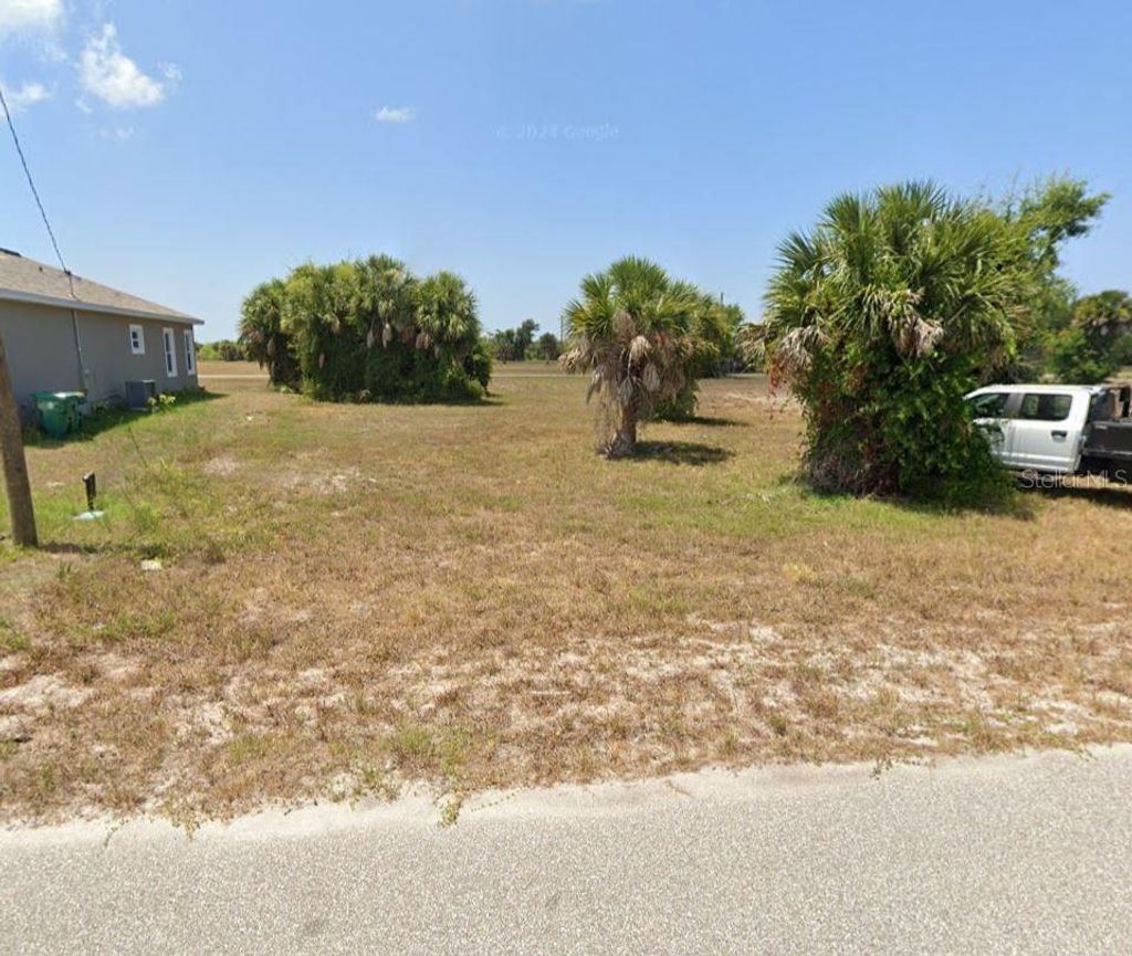 Photo of 15 Cleat Court, Placida, FL 33946 (MLS # C7514165)