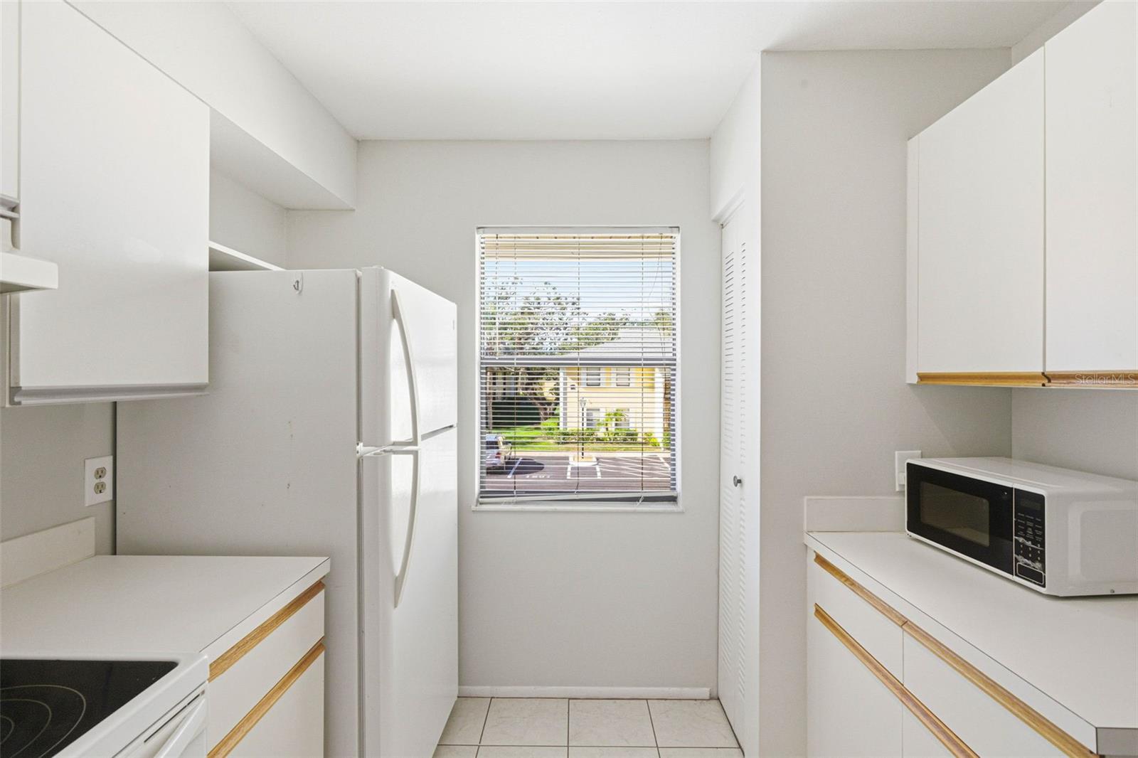 ARBOR GROVE CONDO - Residential