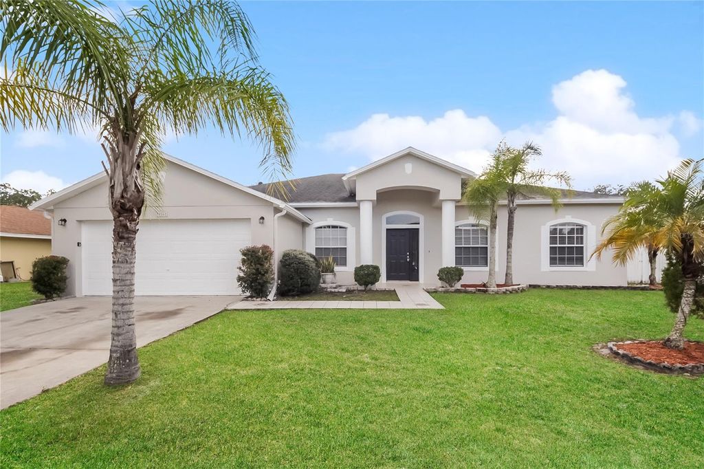 Photo of 906 Mendoza Lane, Kissimmee, FL 34758 (MLS # C7525011)