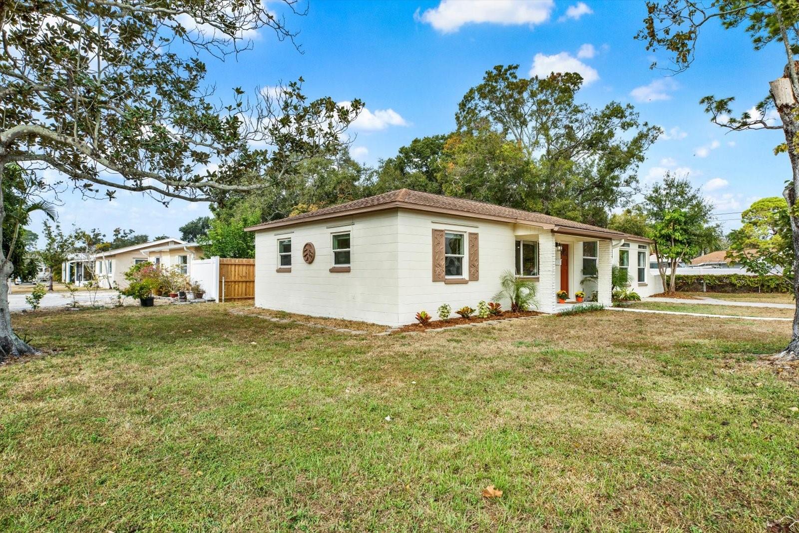 SNELL GARDEN SUB - Residential