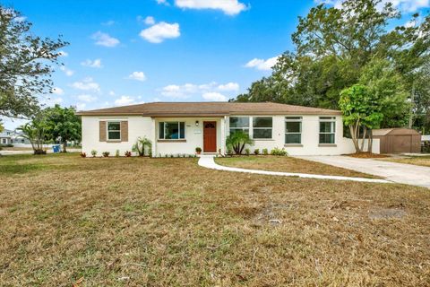 4000 LOCUST STREET NE ST PETERSBURG FL 33703