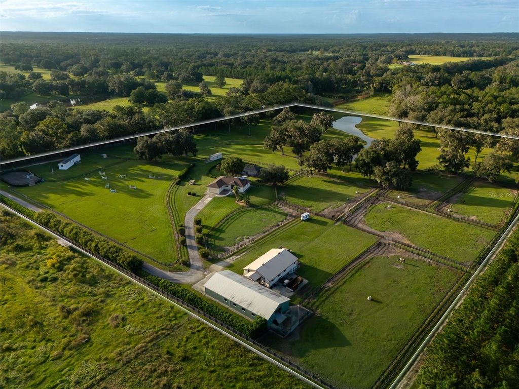 Photo of 9481 W Highway 316, Reddick, FL 32686 (MLS # OM713781)