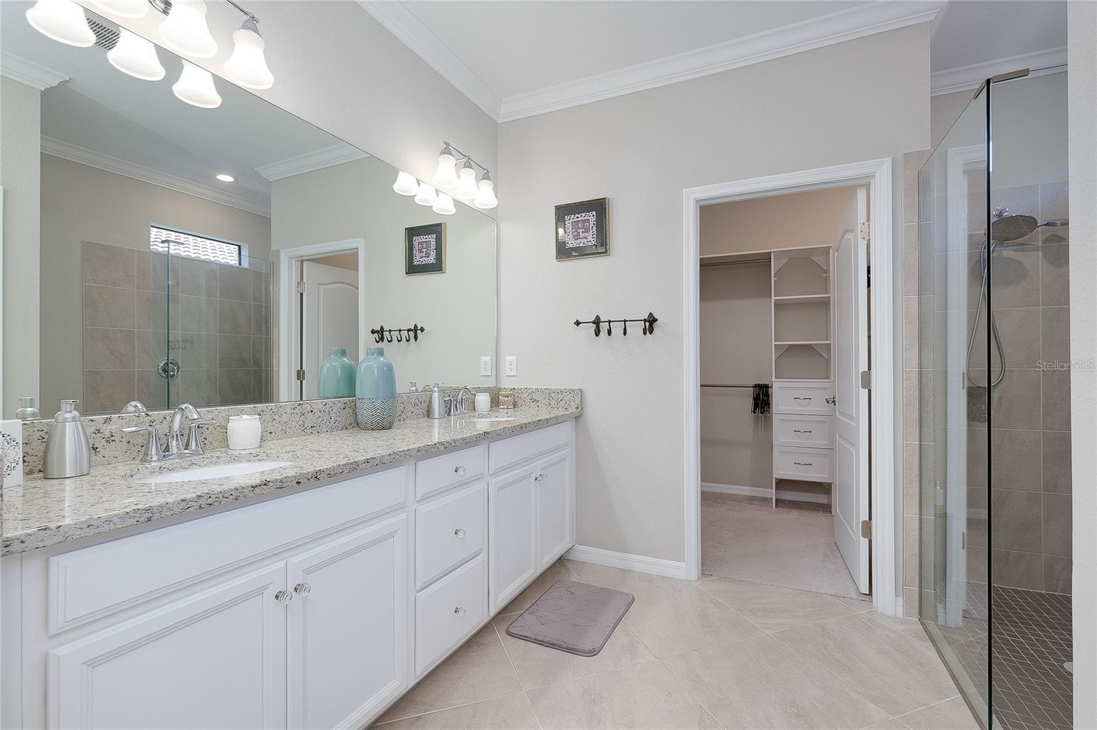 SARASOTA NATIONAL PH 13-B - Residential