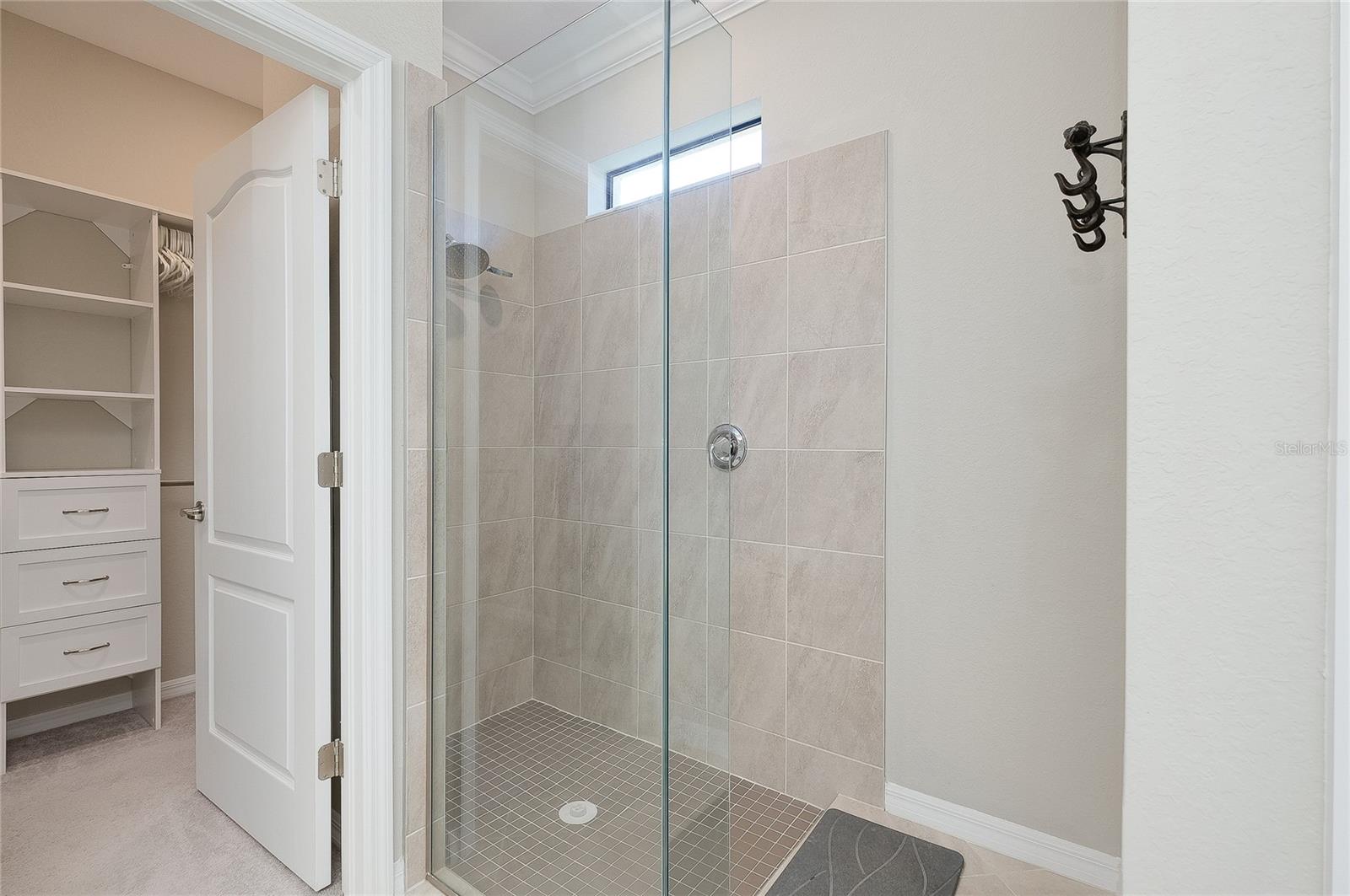 SARASOTA NATIONAL PH 13-B - Residential