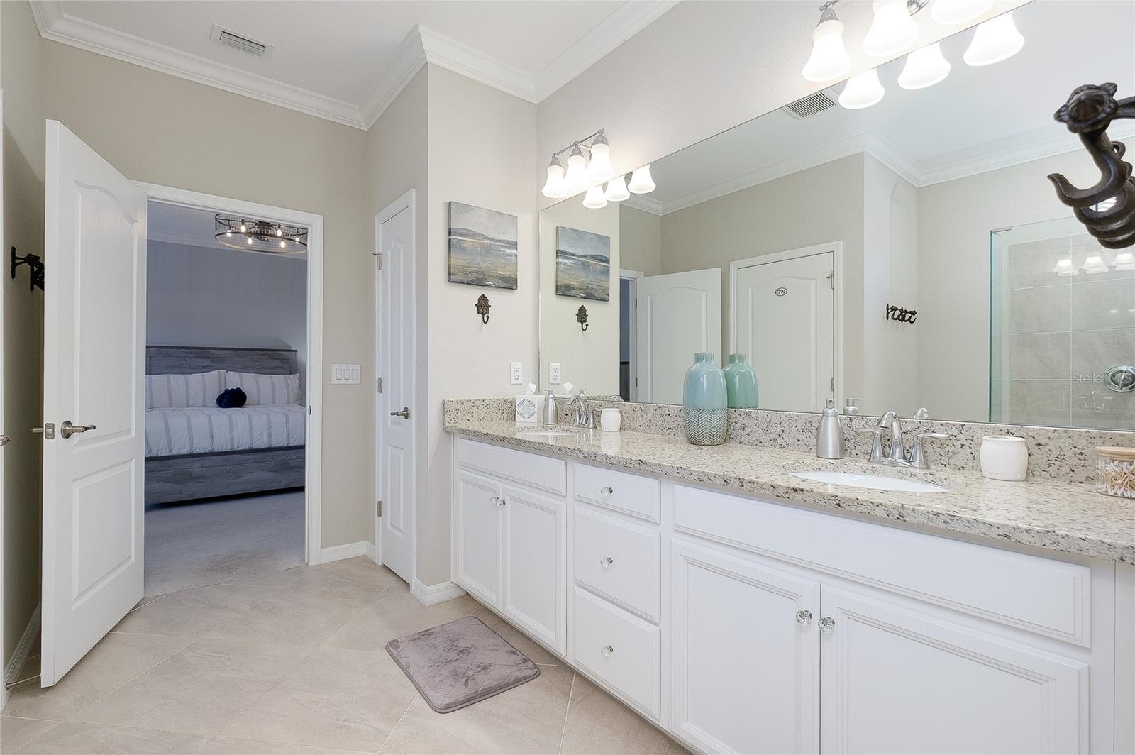 SARASOTA NATIONAL PH 13-B - Residential