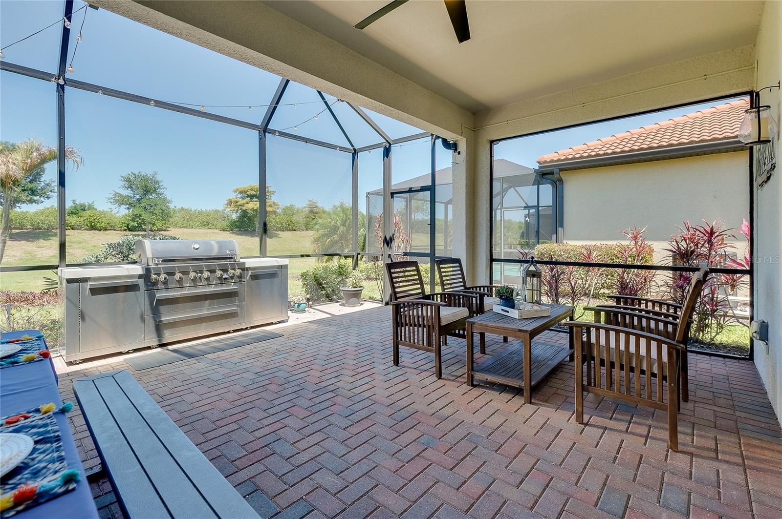 SARASOTA NATIONAL PH 13-B - Residential