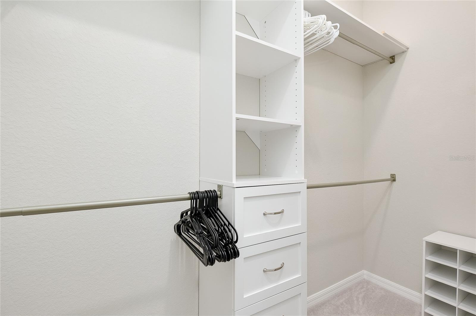 SARASOTA NATIONAL PH 13-B - Residential