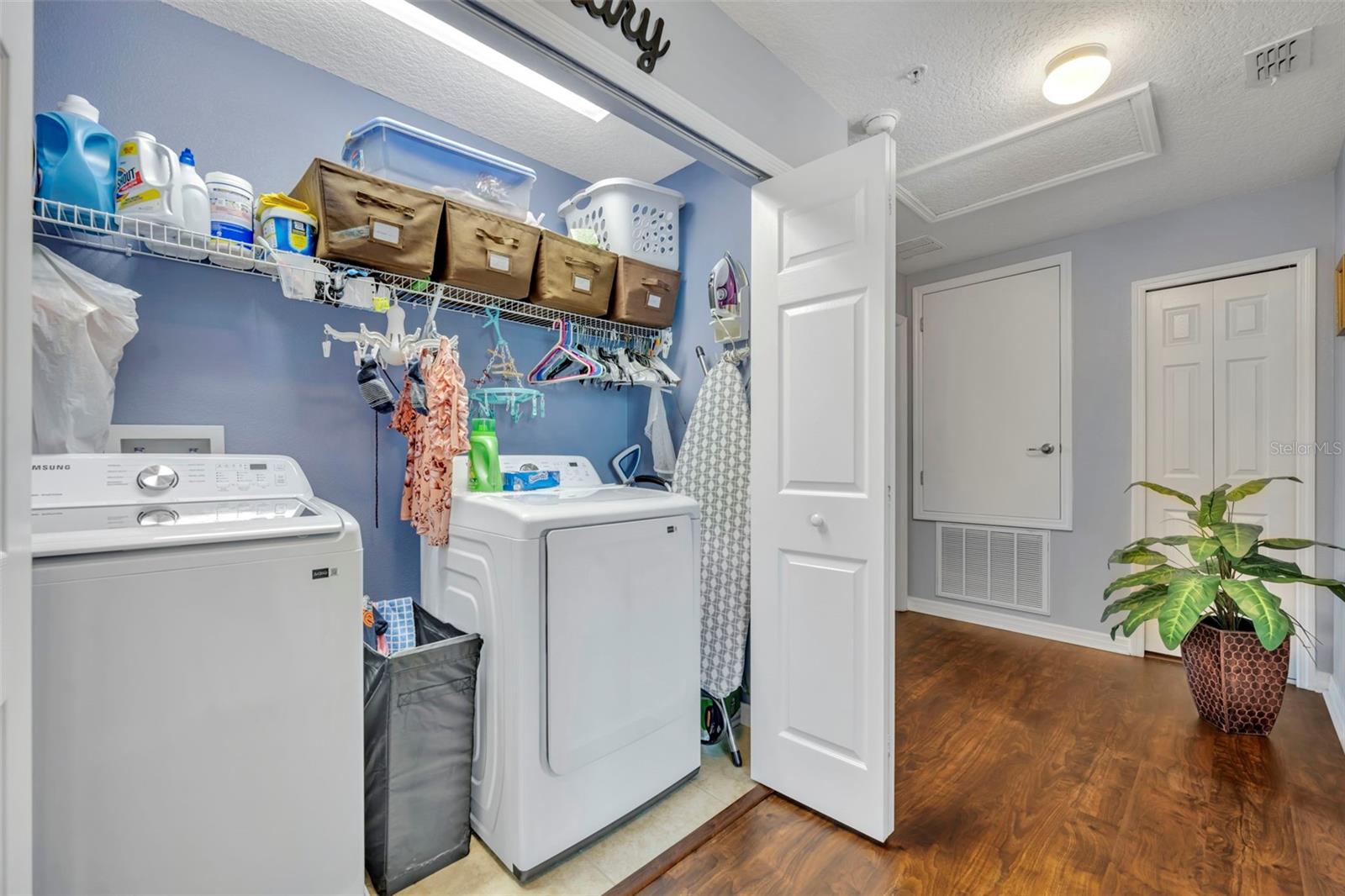 OAK RIDGE - Residential