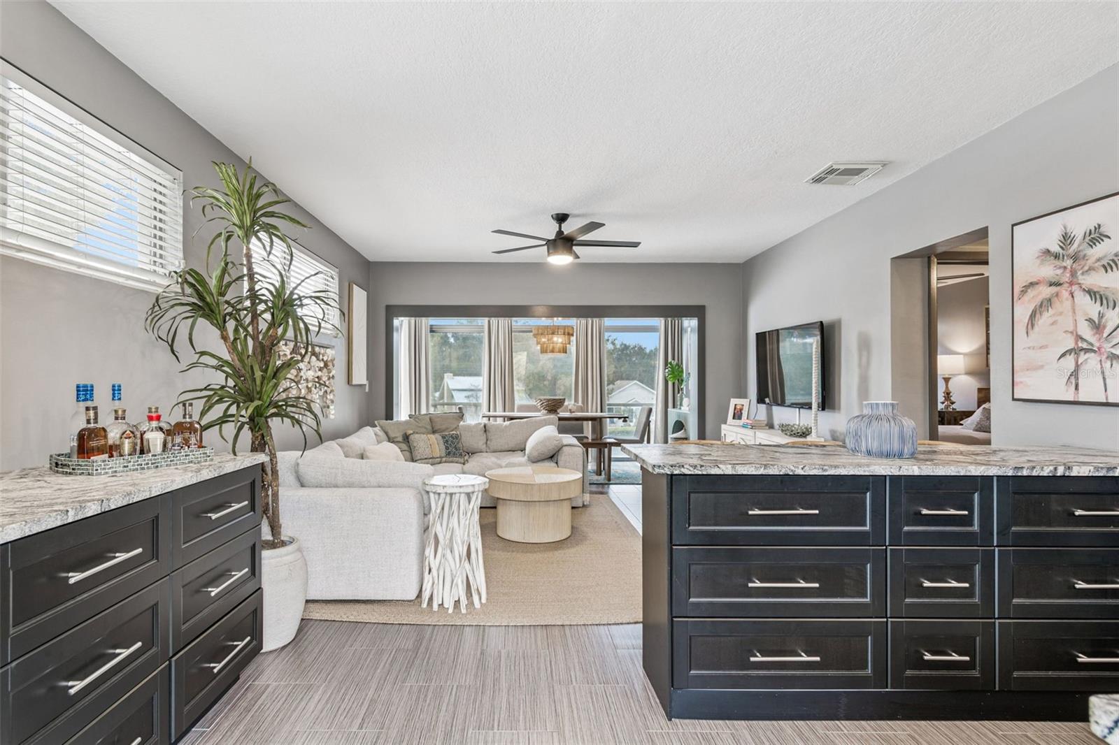 MAGNOLIA WATERFRONT APTS INC CO-OP - Residential