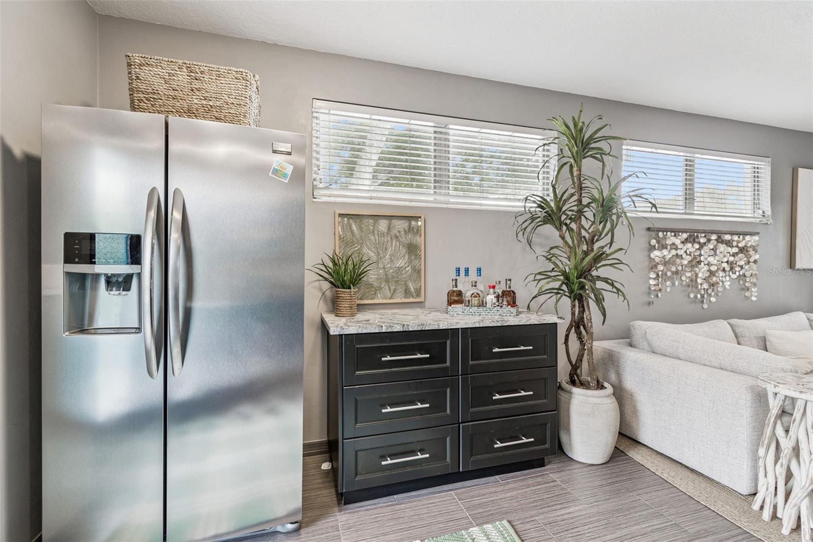 MAGNOLIA WATERFRONT APTS INC CO-OP - Residential