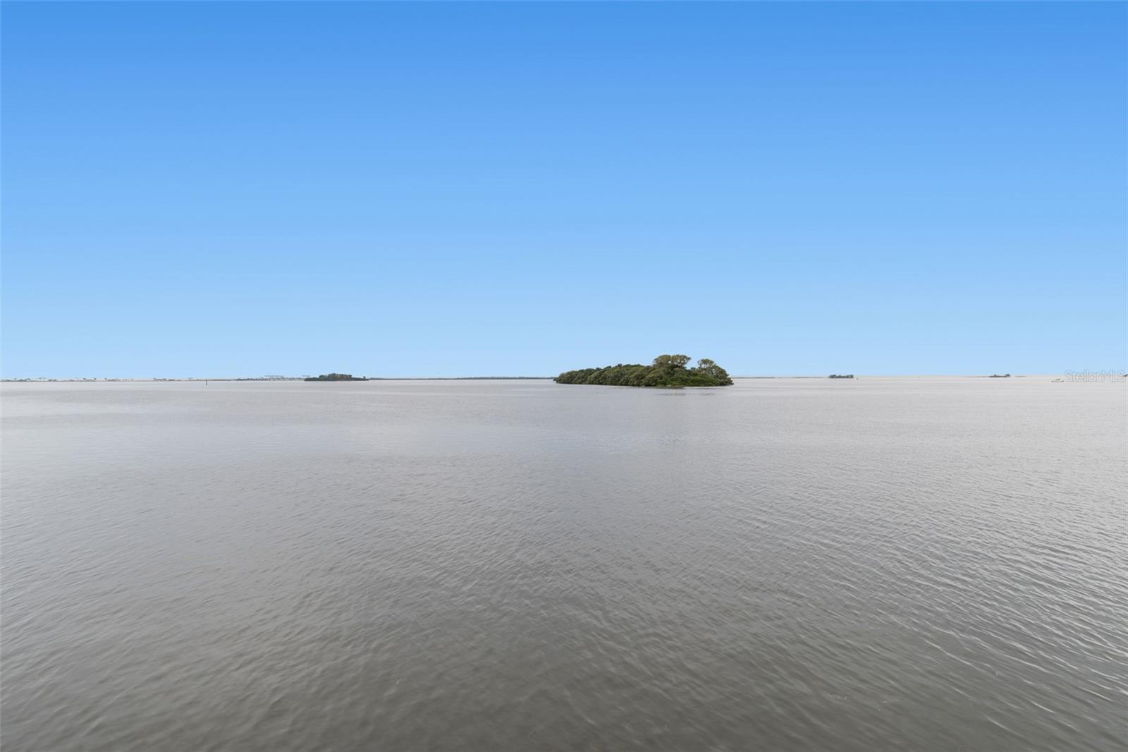 MAGNOLIA WATERFRONT APTS INC CO-OP - Residential