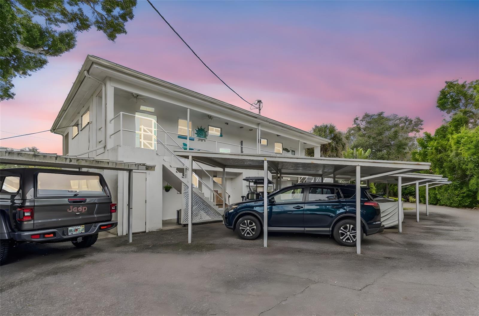 MAGNOLIA WATERFRONT APTS INC CO-OP - Residential