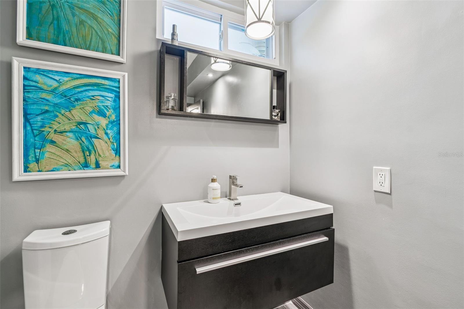 MAGNOLIA WATERFRONT APTS INC CO-OP - Residential