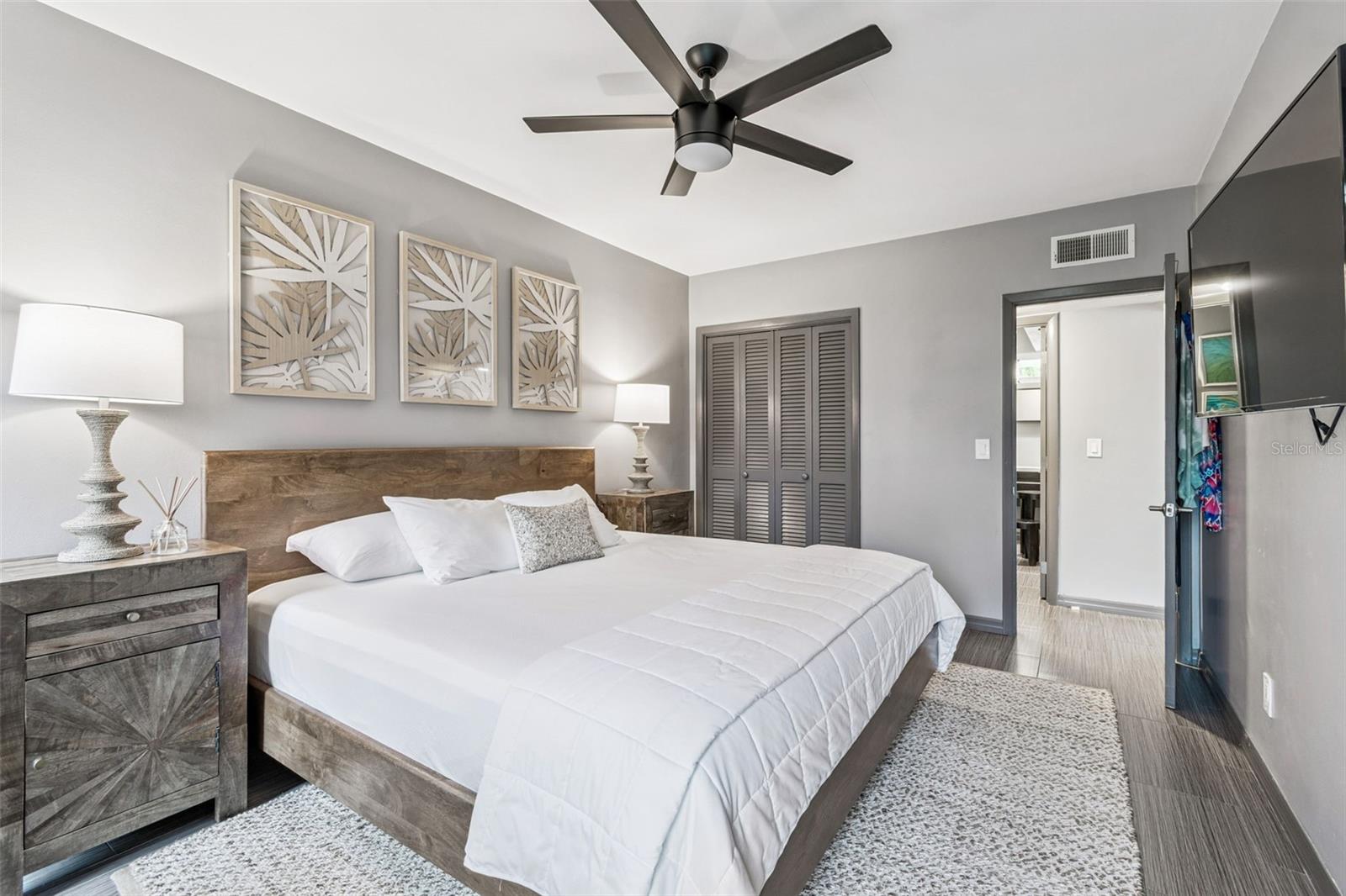 MAGNOLIA WATERFRONT APTS INC CO-OP - Residential