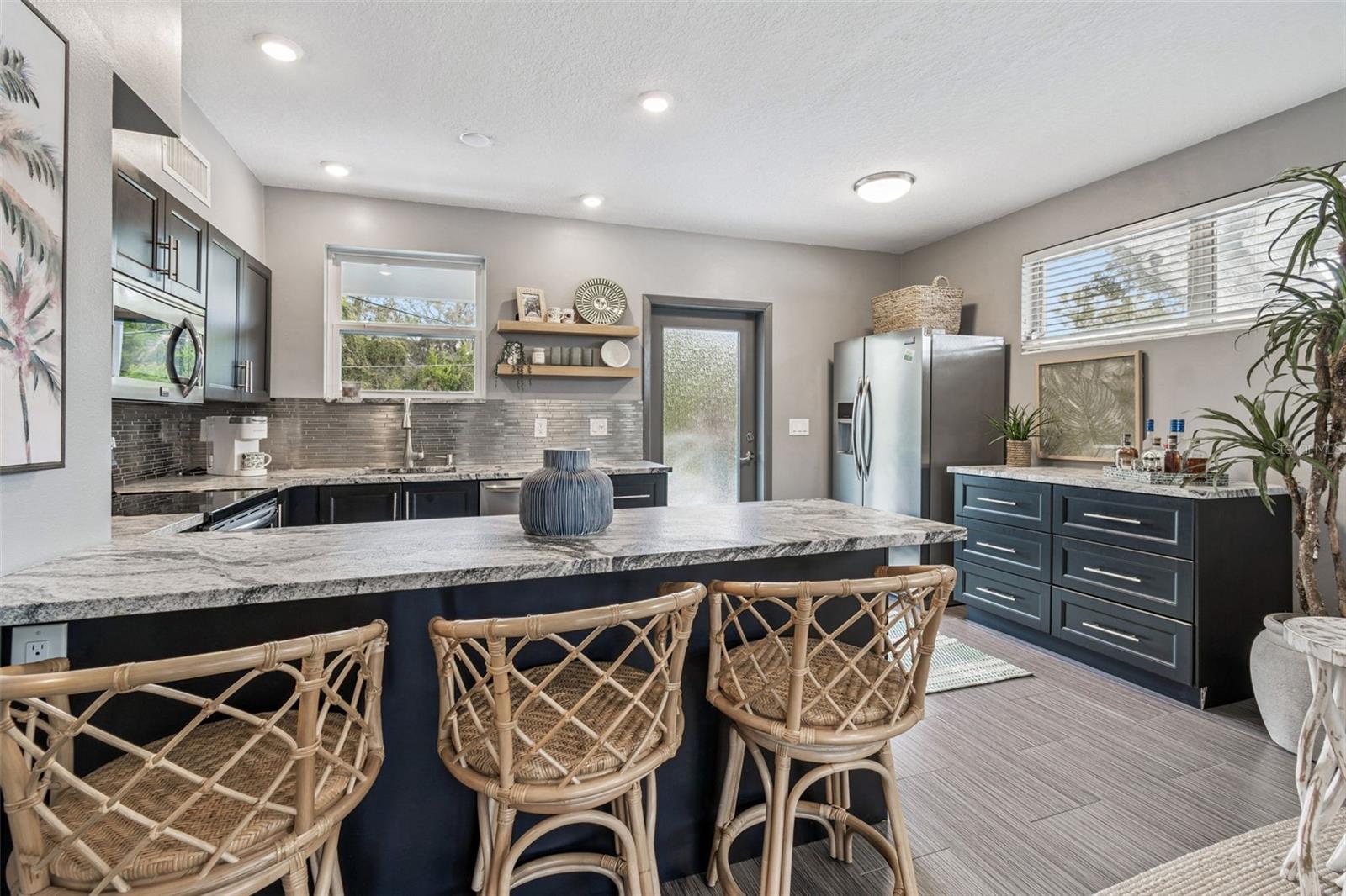 MAGNOLIA WATERFRONT APTS INC CO-OP - Residential