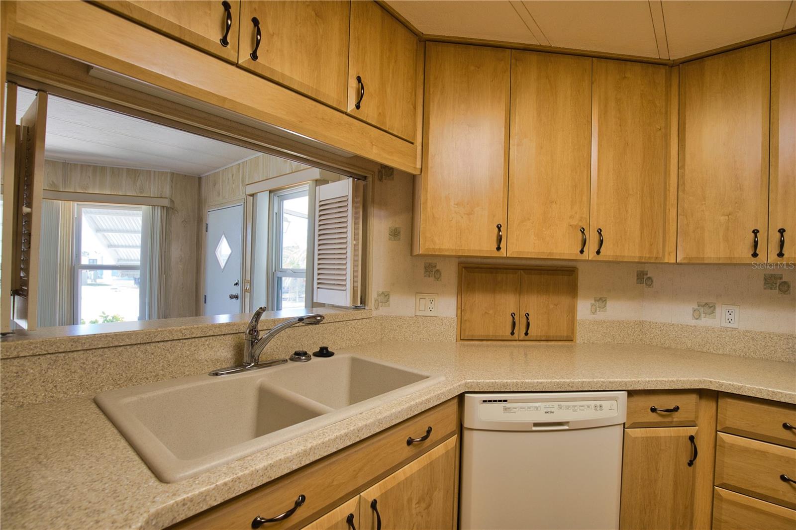 LA CASA MHP CO-OP - Residential