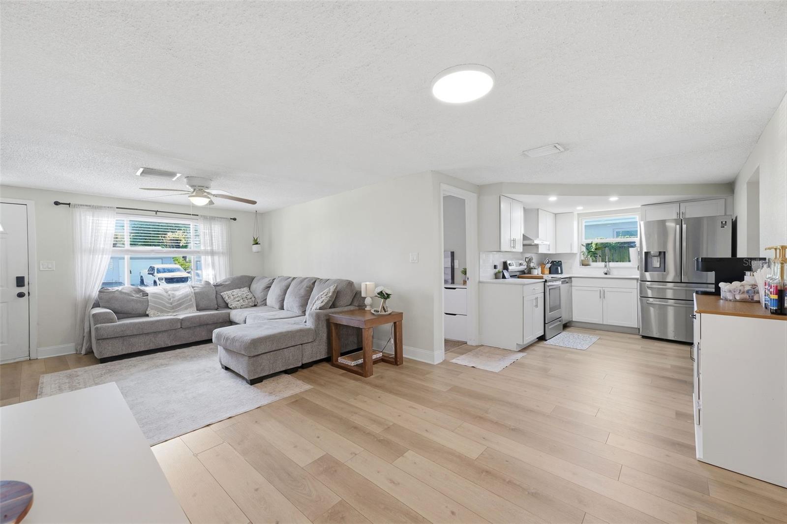 10025 SLEEPY HOLLOW LANE