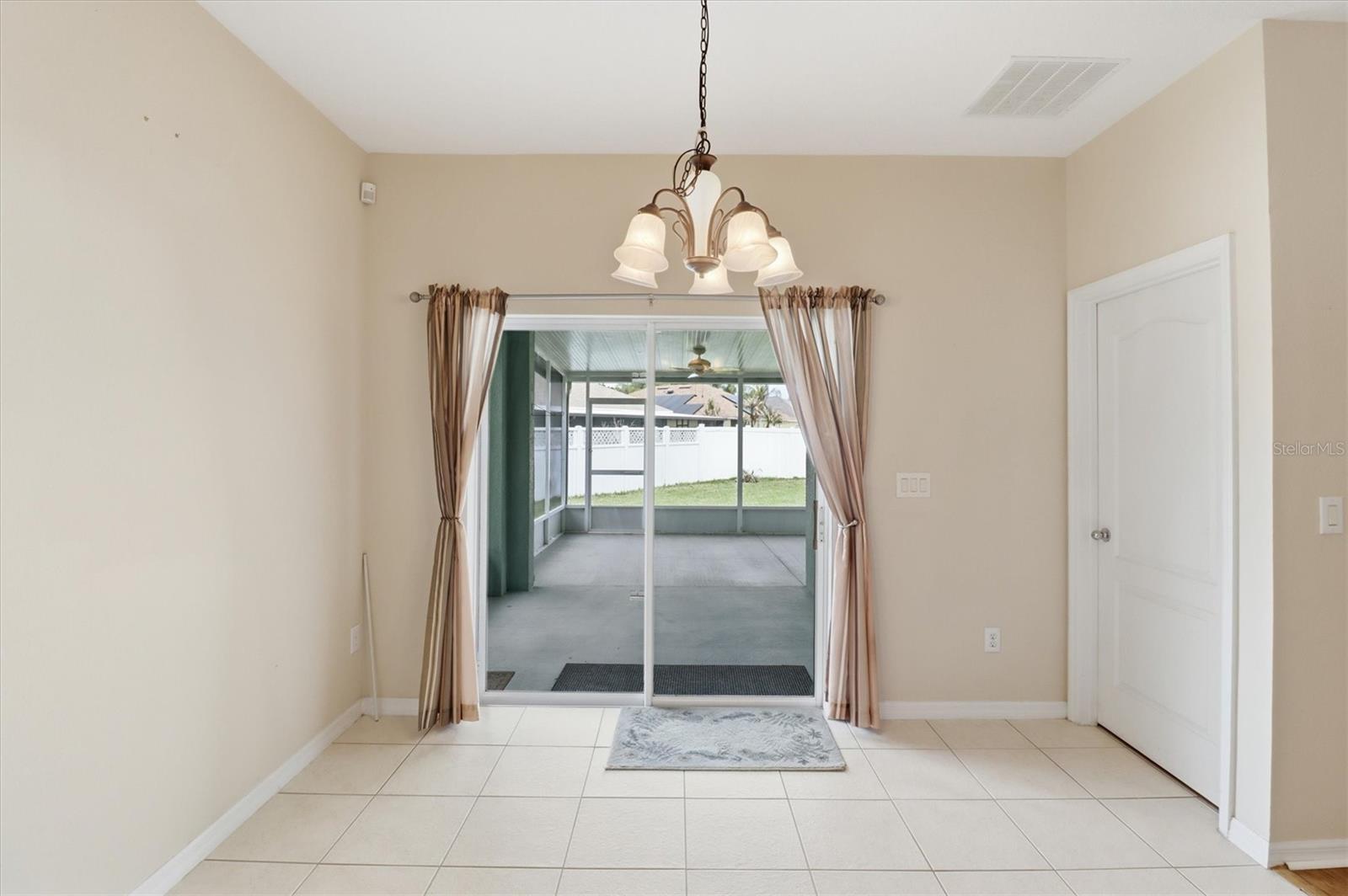 CELERY KEY - Residential