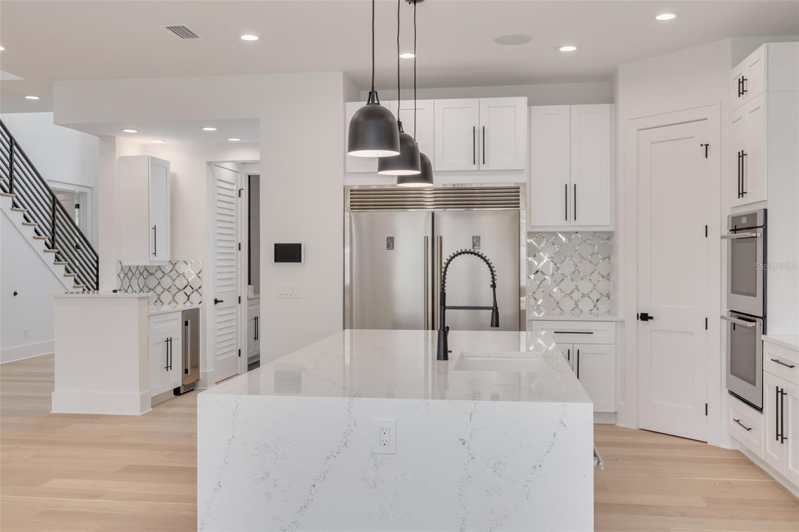 KIPP'S COLONY ESTATES AT PASADENA YACHT/COUNTRY CL - Residential