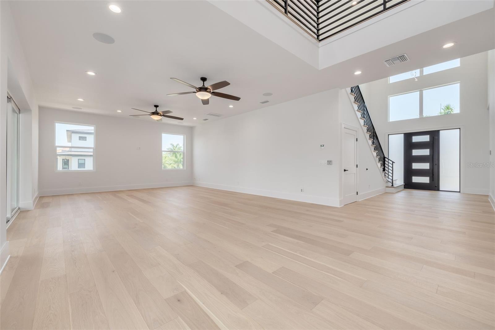 KIPP'S COLONY ESTATES AT PASADENA YACHT/COUNTRY CL - Residential