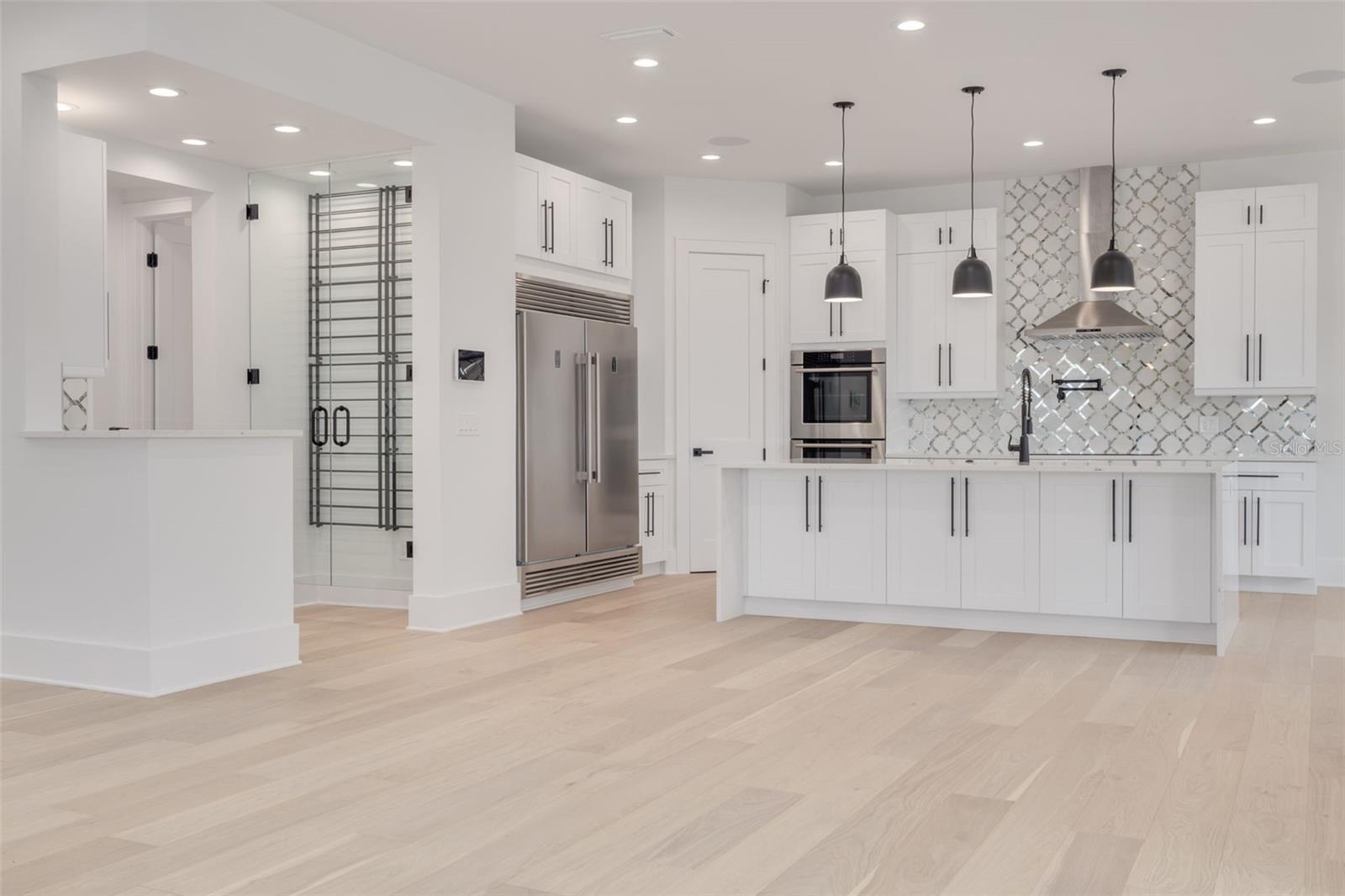 KIPP'S COLONY ESTATES AT PASADENA YACHT/COUNTRY CL - Residential