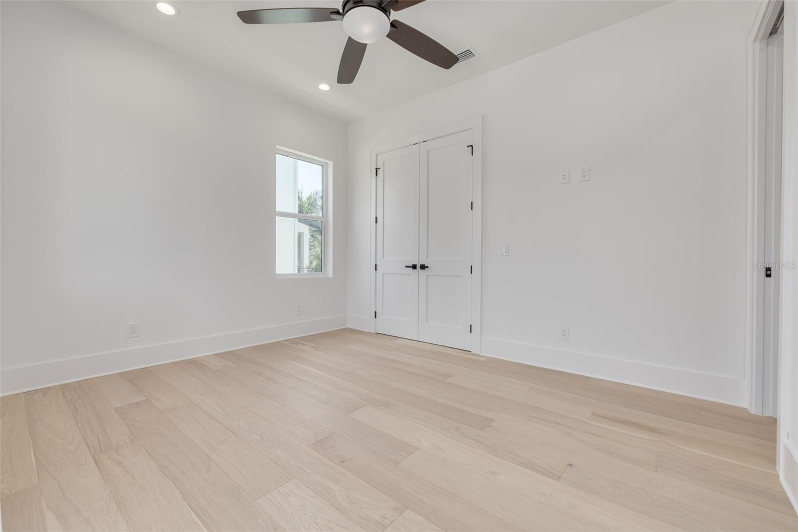 KIPP'S COLONY ESTATES AT PASADENA YACHT/COUNTRY CL - Residential