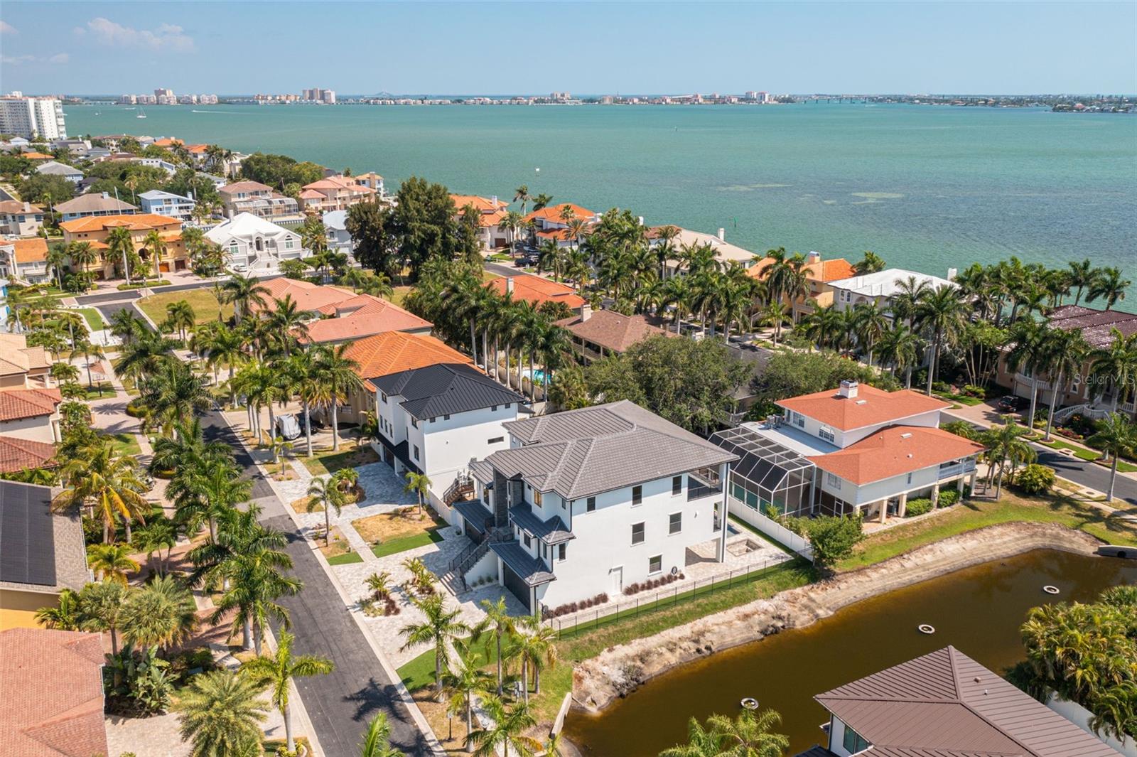 KIPP'S COLONY ESTATES AT PASADENA YACHT/COUNTRY CL - Residential