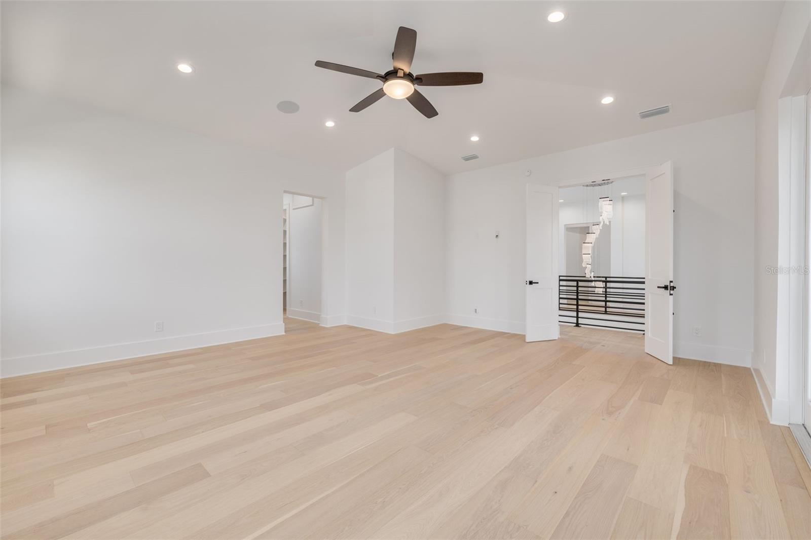 KIPP'S COLONY ESTATES AT PASADENA YACHT/COUNTRY CL - Residential