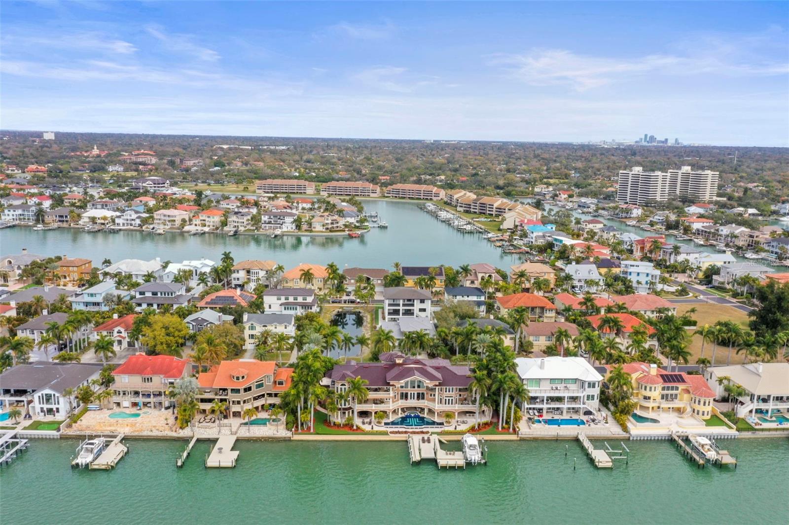 KIPP'S COLONY ESTATES AT PASADENA YACHT/COUNTRY CL - Residential