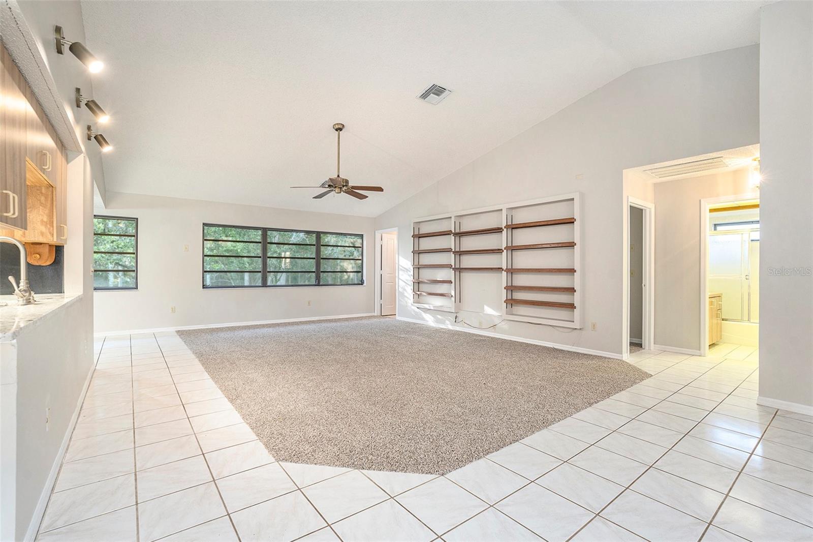 7320 AUBURN LANE