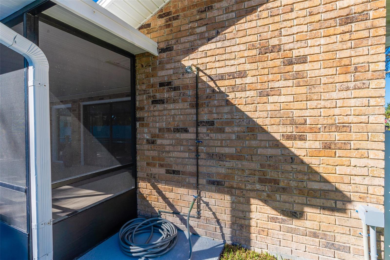 LIGHTHOUSE SHORES - Residential